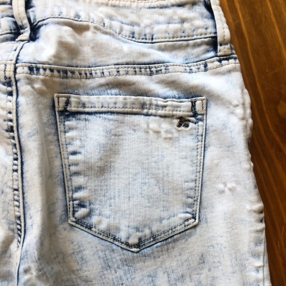 Jessica Simpson jeans - Picture 6 of 9